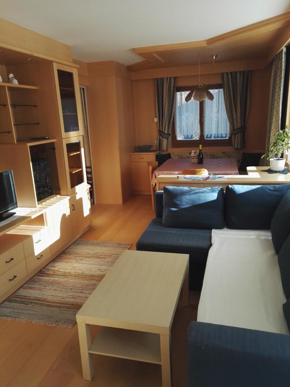 Gana Apartment *