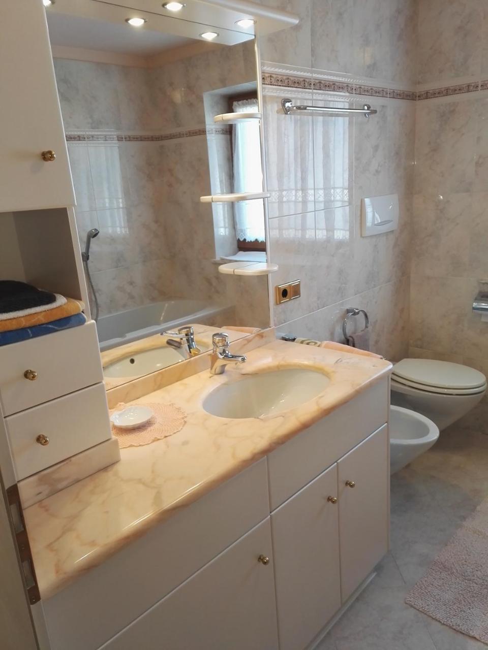 Gana Apartment *
